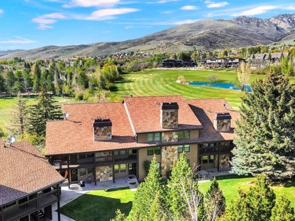 3615 N WOLF LODGE DR , Unit 402, Eden, UT 84310