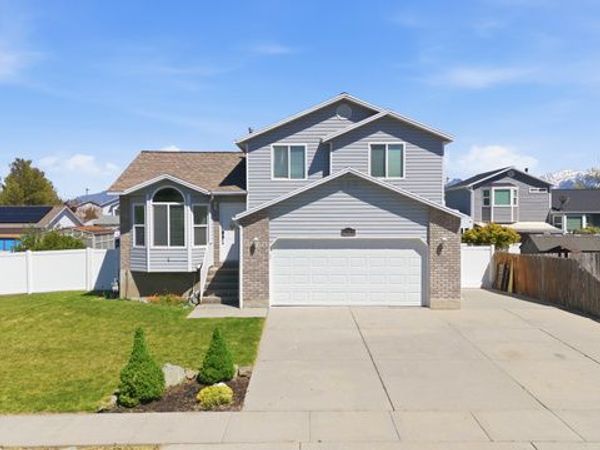 6149 S WALNUT WOOD DR , Kearns, UT 84118