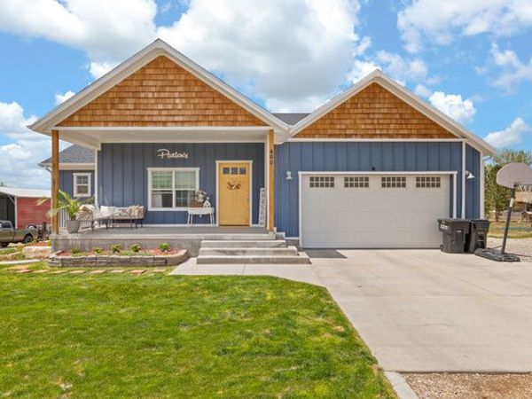 460 S 300 E, Mt Pleasant, UT 84647