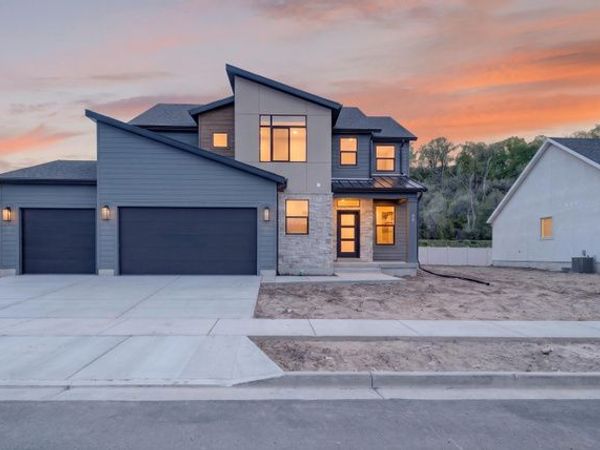 85 W GLEN WAY , Unit 129, South Weber, UT 84405