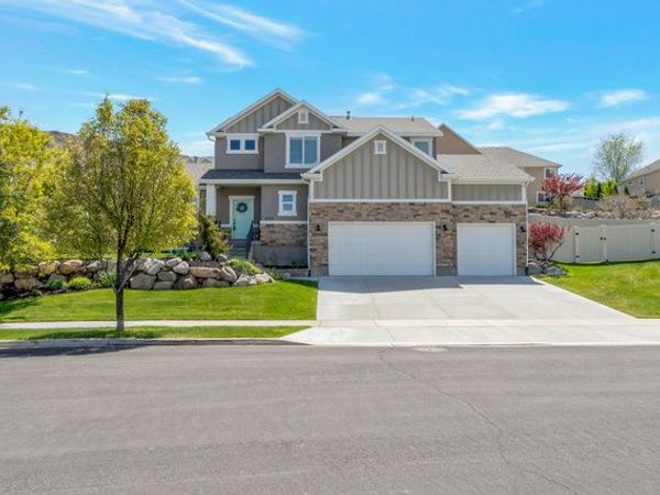 6729 W CLEAR WATER DR , Herriman, UT 84096