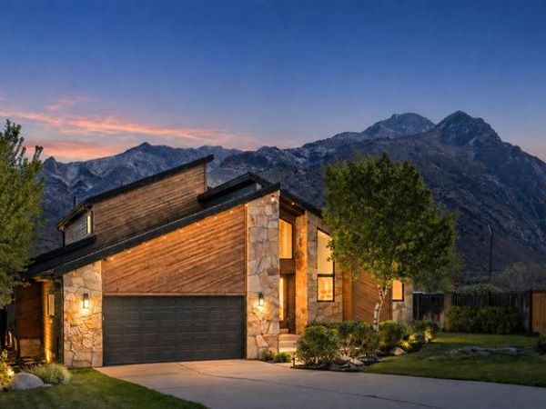 9725 S RUSKIN CIR , Sandy, UT 84092