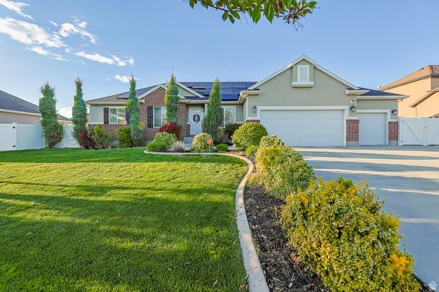 3512 W Eurasian Crane Rd, Clinton, UT 84015 Main Photo