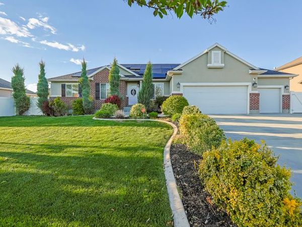 3512 W EURASIAN CRANE RD, Clinton, UT 84015