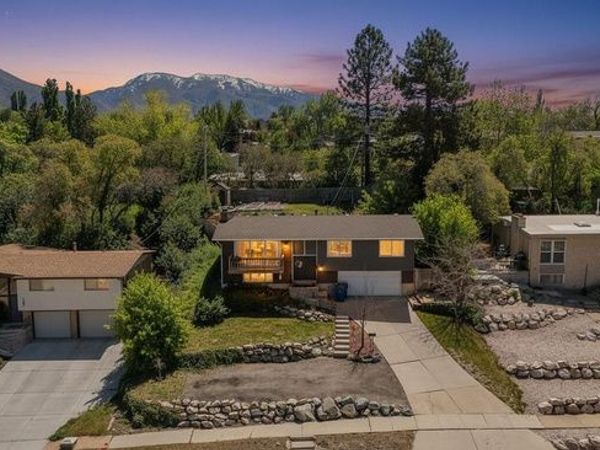 781 LAVINA DR, South Ogden, UT 84403