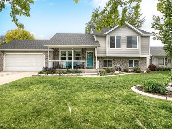 8292 S PINEY CT W, West Jordan, UT 84088
