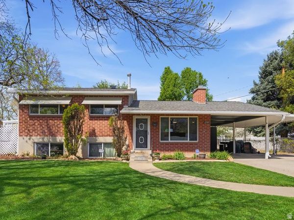 1701 E VILLAGE GREEN RD , Cottonwood Heights, UT 84121