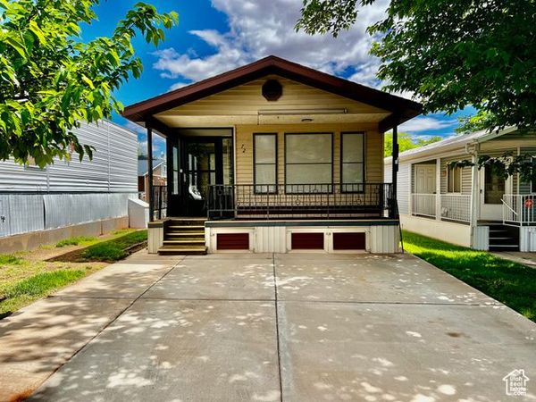 1150 W RED HILLS PKWY , Unit 72, Washington, UT 84780