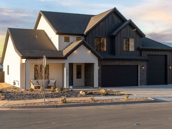 1820 W 350 N, Unit 109, Hurricane, UT 84737