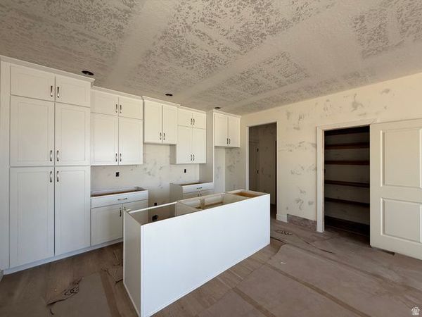 6893 W GRAVEL CROSS WAY S, Unit 290, West Jordan, UT 84081