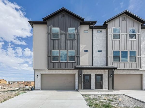 646 W CAROLES WAY, Unit 5, Tooele, UT 84074