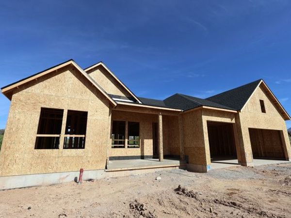 1229 E AMARYLIS WAY , Layton, UT 84040