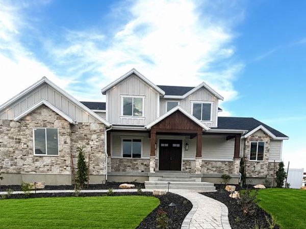 521 E GILMOUR ST, Unit 121, Grantsville, UT 84029