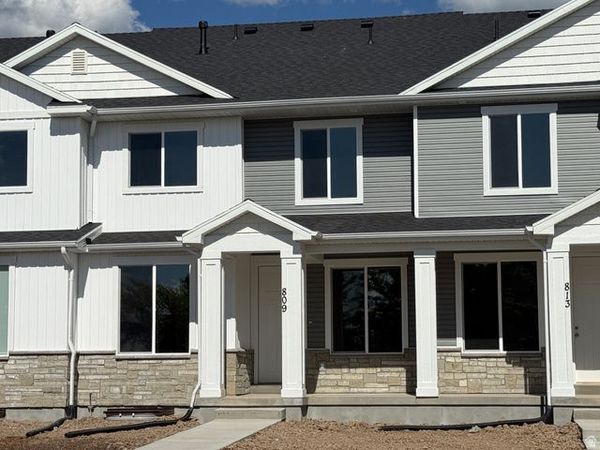 809 S 270 E, Unit 2, Smithfield, UT 84335
