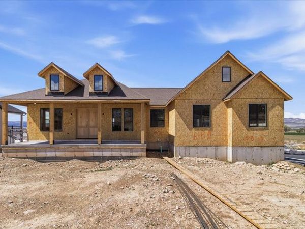 1603 N 250 E, Nephi, UT 84648