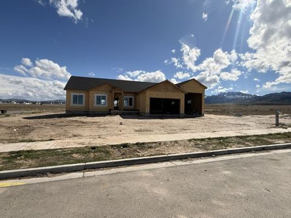 903 W APPLE MILL RD N, Grantsville, UT 84029