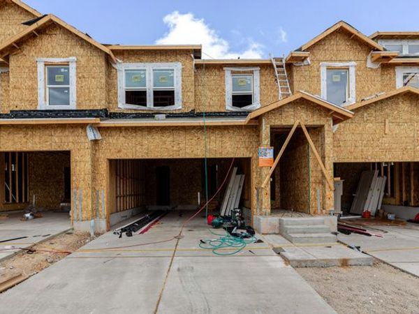 1502 W BANNER DR , Unit 826, Saratoga Springs, UT 84045