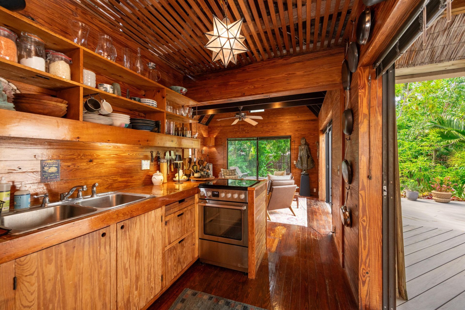 816 Johnson Lane, Key West, FL 33040 Photo
