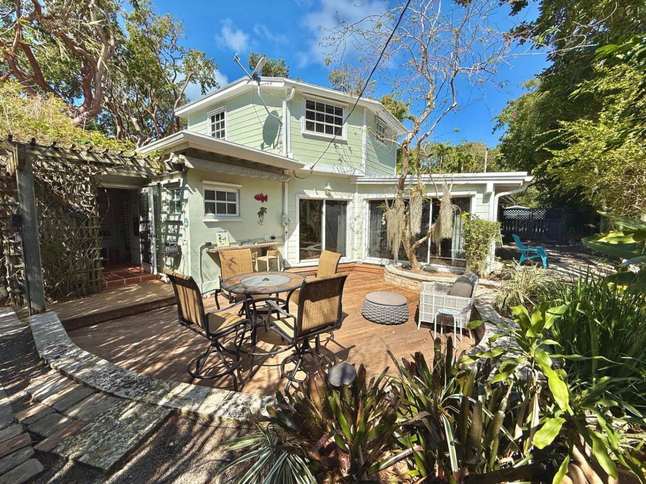 111 N Bay Harbor Drive, Key Largo, FL 33037 Photo