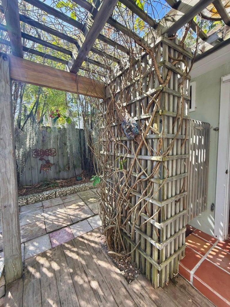111 N Bay Harbor Drive, Key Largo, FL 33037 Photo