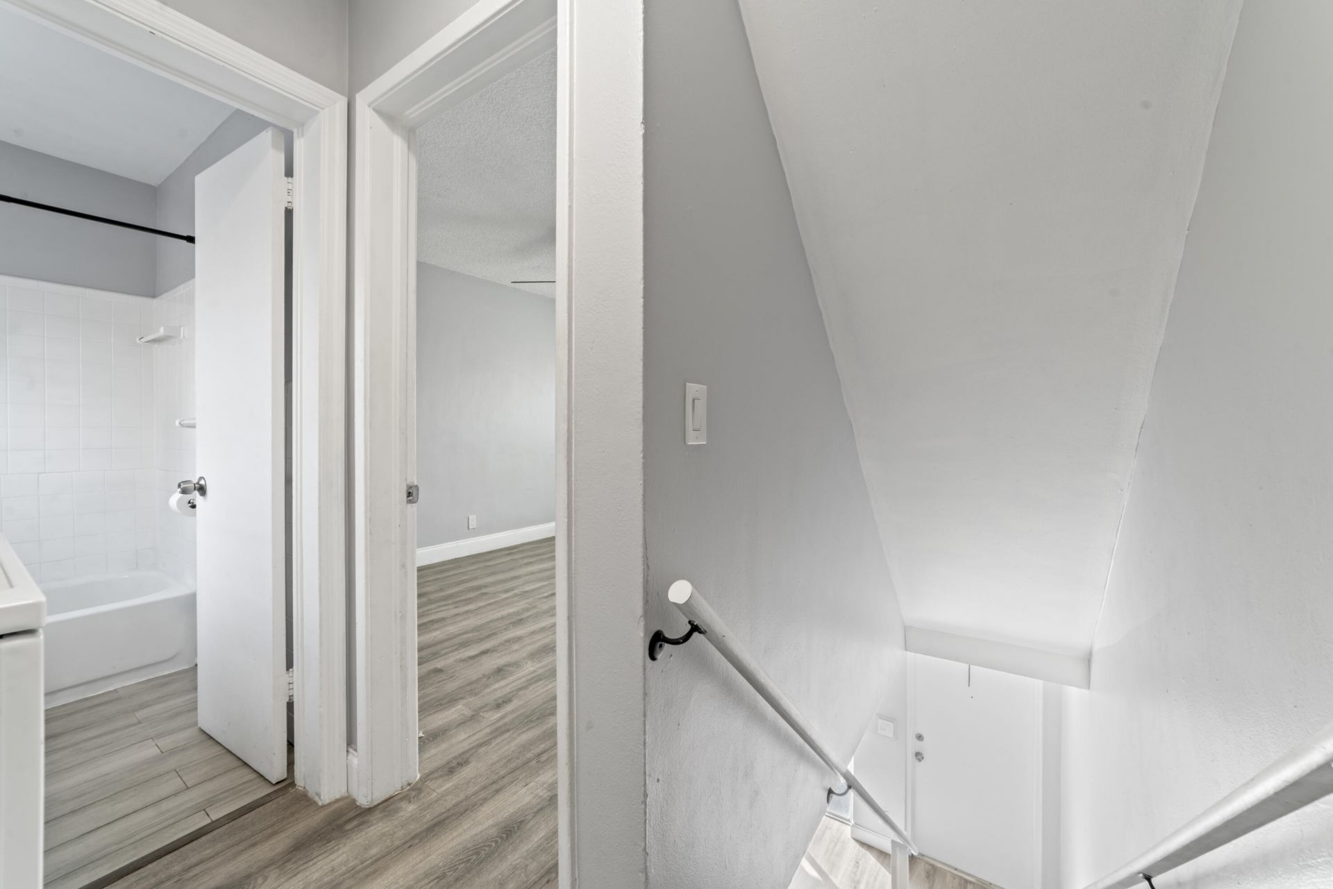 1801 NE 56th Street, Unit 7, Fort Lauderdale, FL 33308 Photo