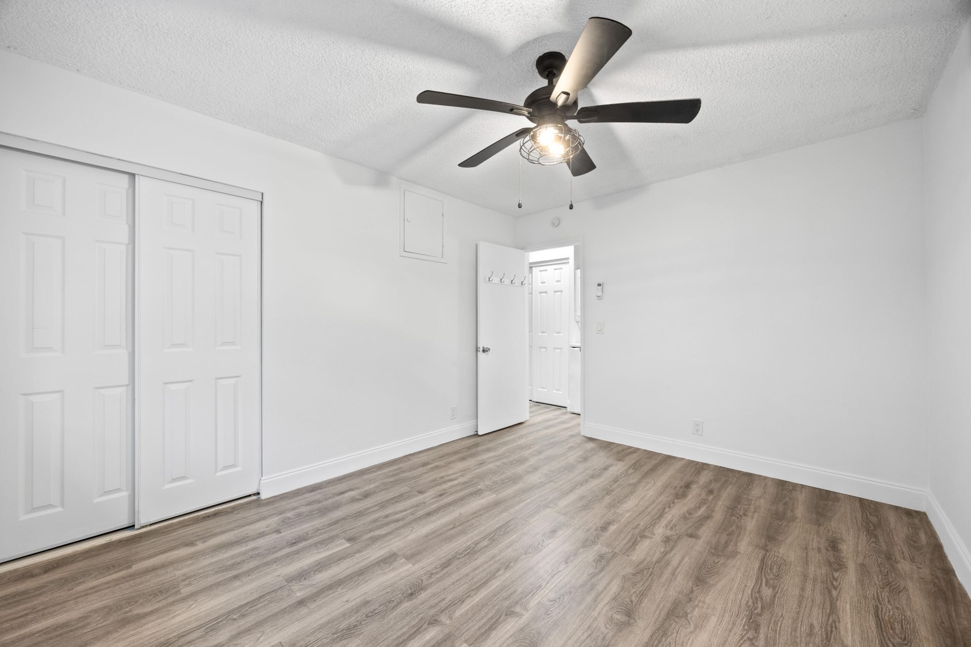 1801 NE 56th Street, Unit 7, Fort Lauderdale, FL 33308 Photo