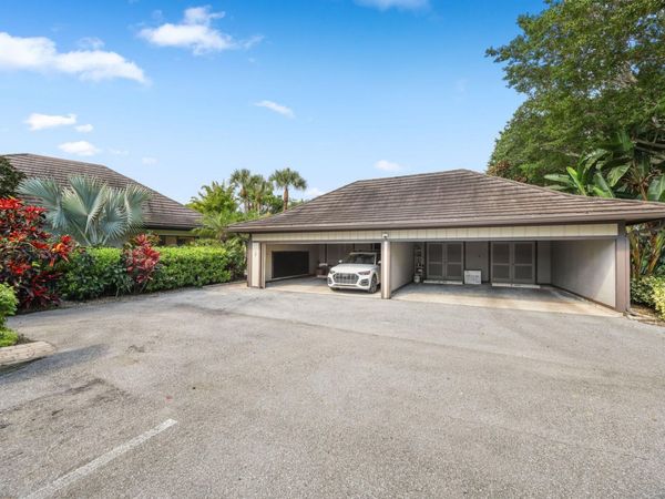 2835 Polo Island Drive, Unit H104, Wellington, FL 33414