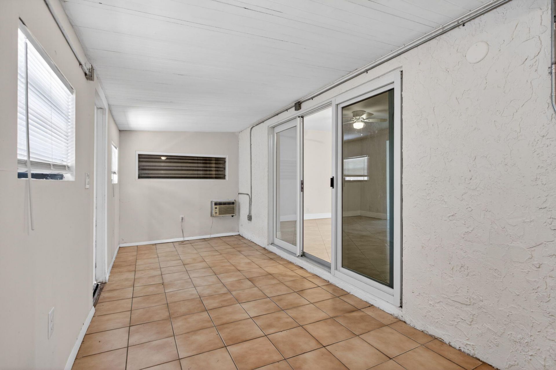 5646 Blueberry Court, Unit 23, Lauderhill, FL 33313 Photo