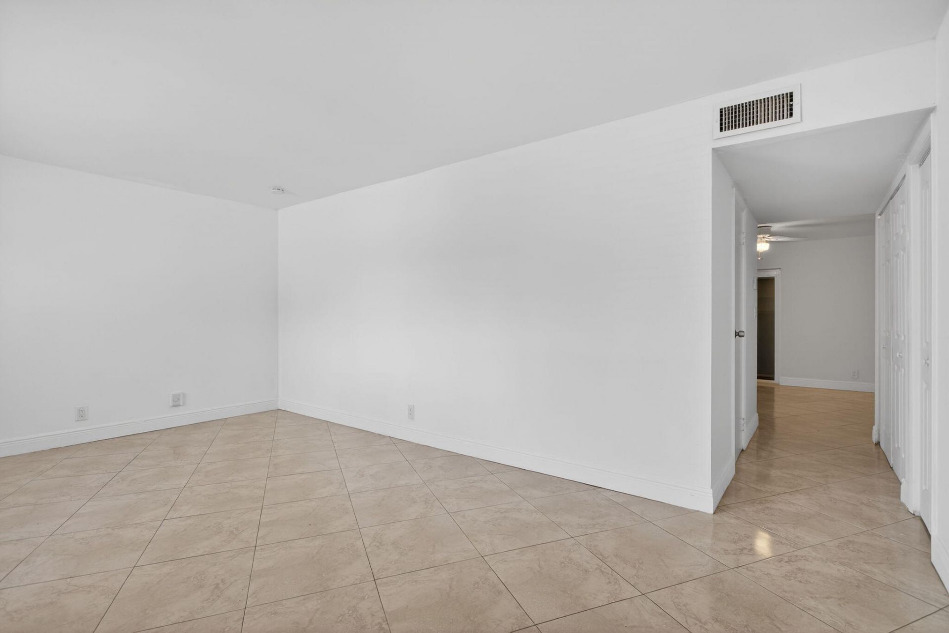 5646 Blueberry Court, Unit 23, Lauderhill, FL 33313 Photo