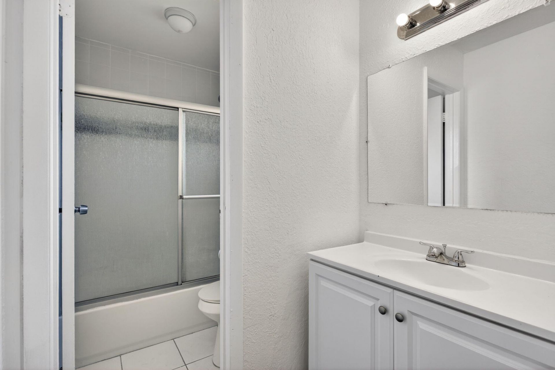 5646 Blueberry Court, Unit 23, Lauderhill, FL 33313 Photo