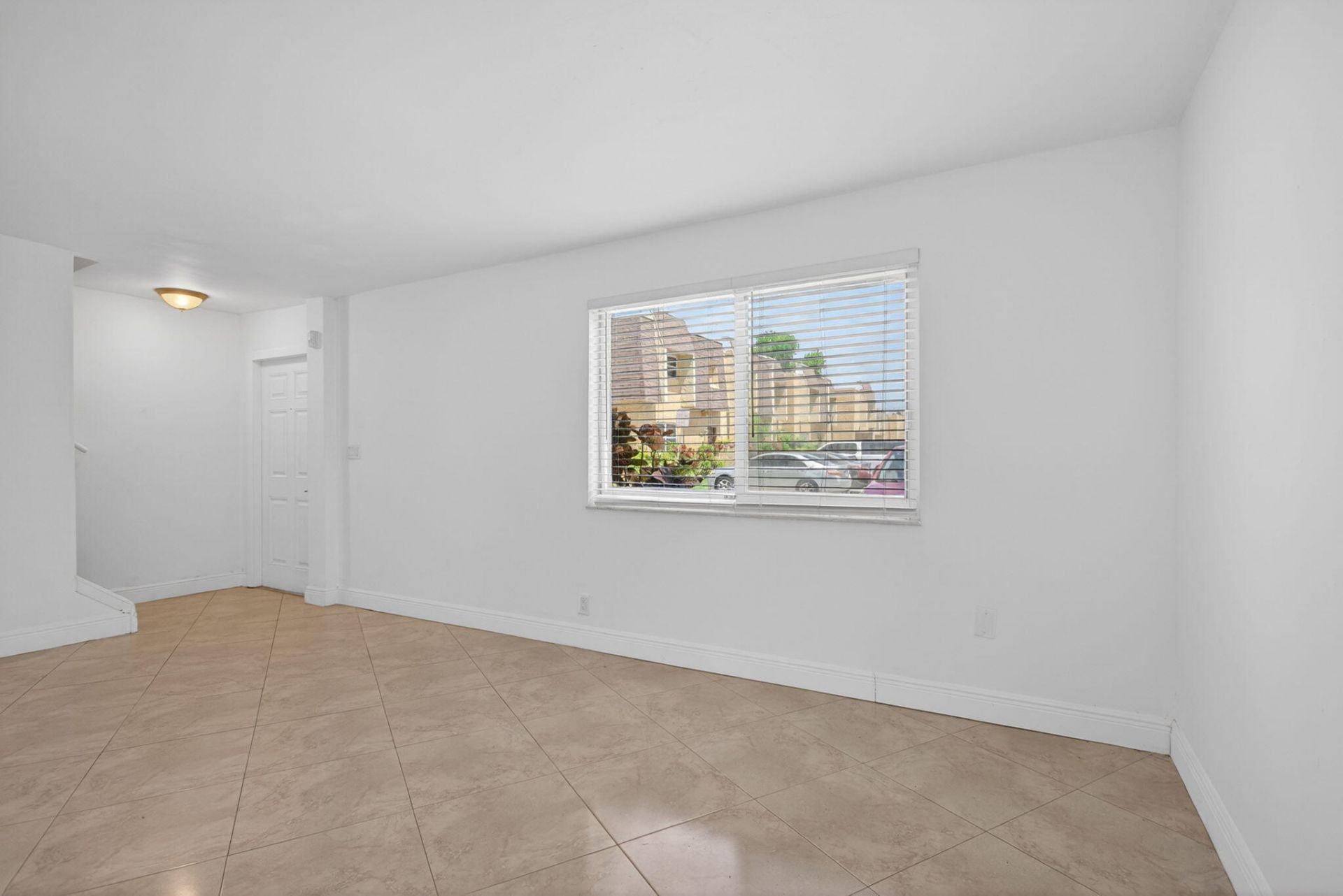 5646 Blueberry Court, Unit 23, Lauderhill, FL 33313 Photo