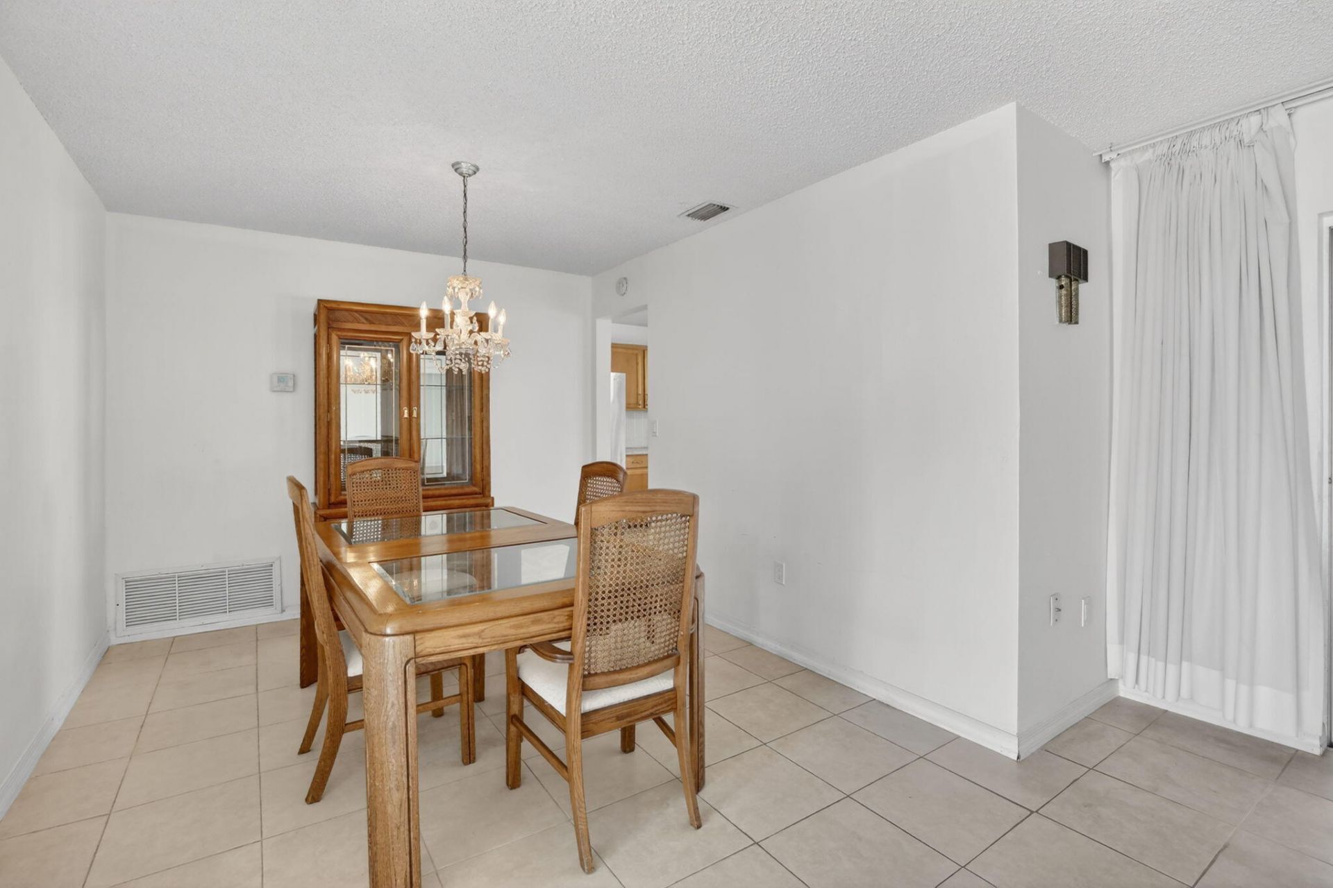 2205 NW 72nd Avenue, Sunrise, FL 33313 Photo