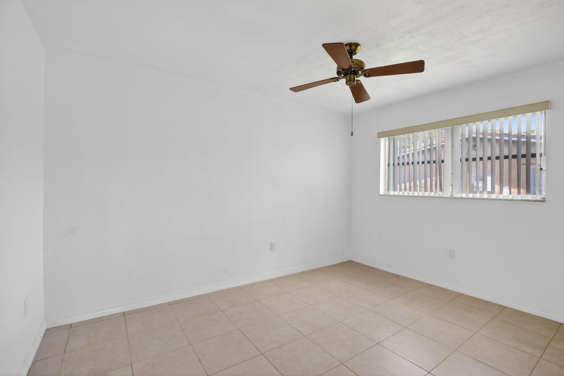 2205 NW 72nd Avenue, Sunrise, FL 33313 Photo