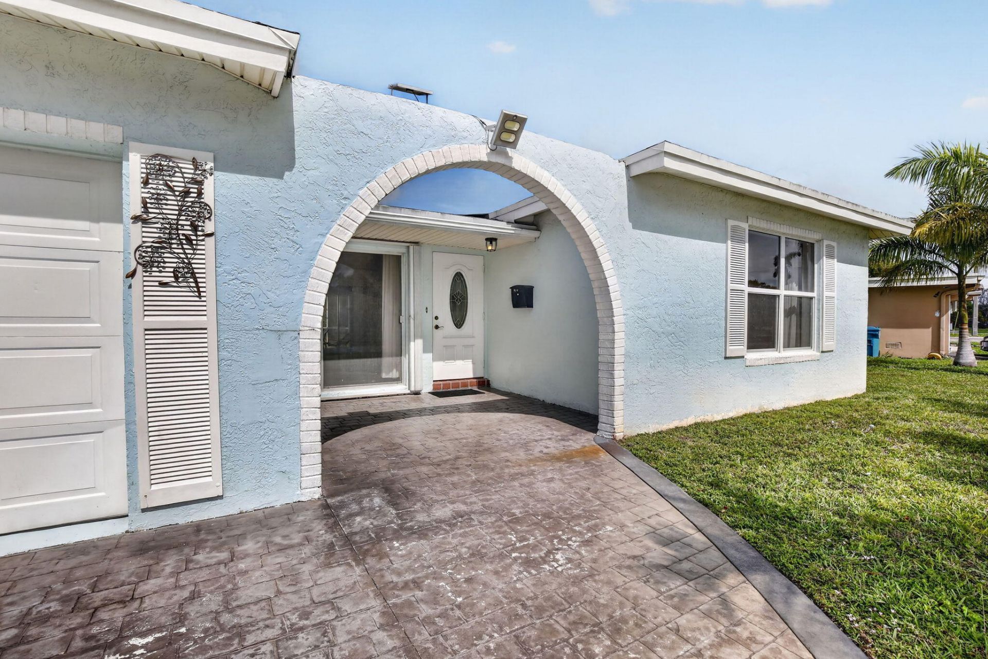 2205 NW 72nd Avenue, Sunrise, FL 33313 Photo