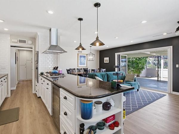 8426 Fireside Ave, San Diego, CA 92123
