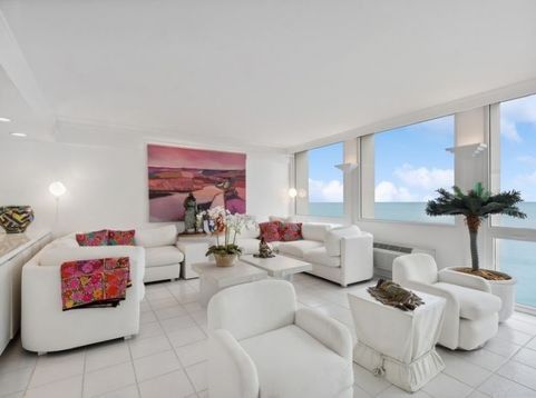 Main Photo