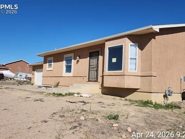 1695 E Buffalo Lane, Pueblo, CO 81007