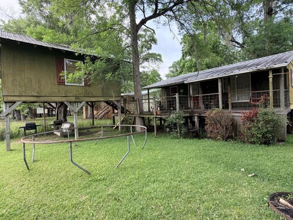 2105 Pascagoula River Drive, Lucedale, MS 39452