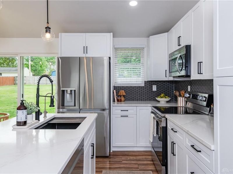 4051 Rosehill Drive, Beavercreek, OH 45431 Photo 10