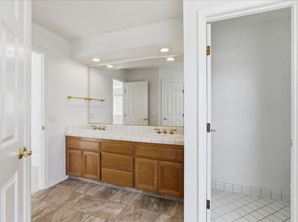 1102 Creek Ridge Ct, Roseville, CA 95747 Photo