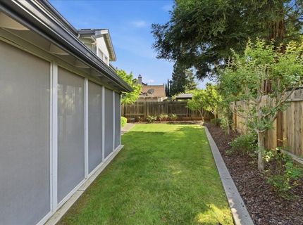 1102 Creek Ridge Ct, Roseville, CA 95747 Photo