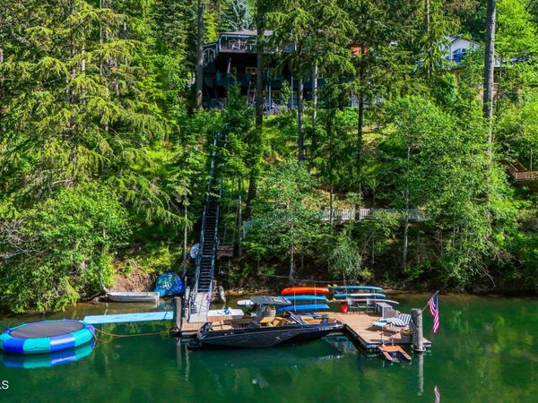 5949 E King Rd , Hayden, ID 83835