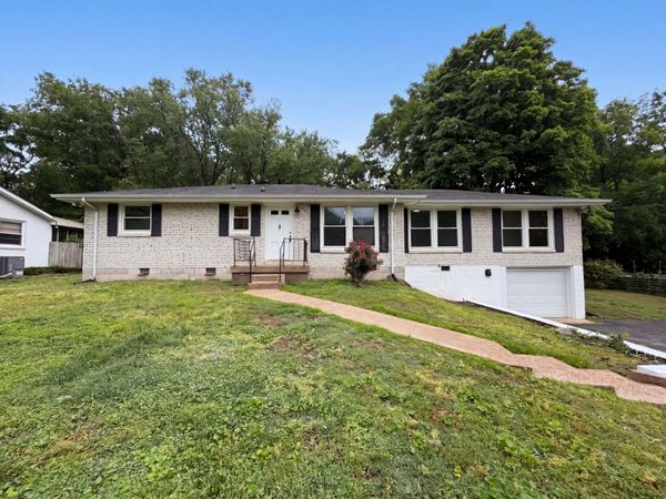 724 Woodmere Dr, Nashville, TN 37217