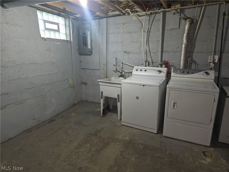 2805 Lexington Avenue, Lorain, OH 44055 Photo 12