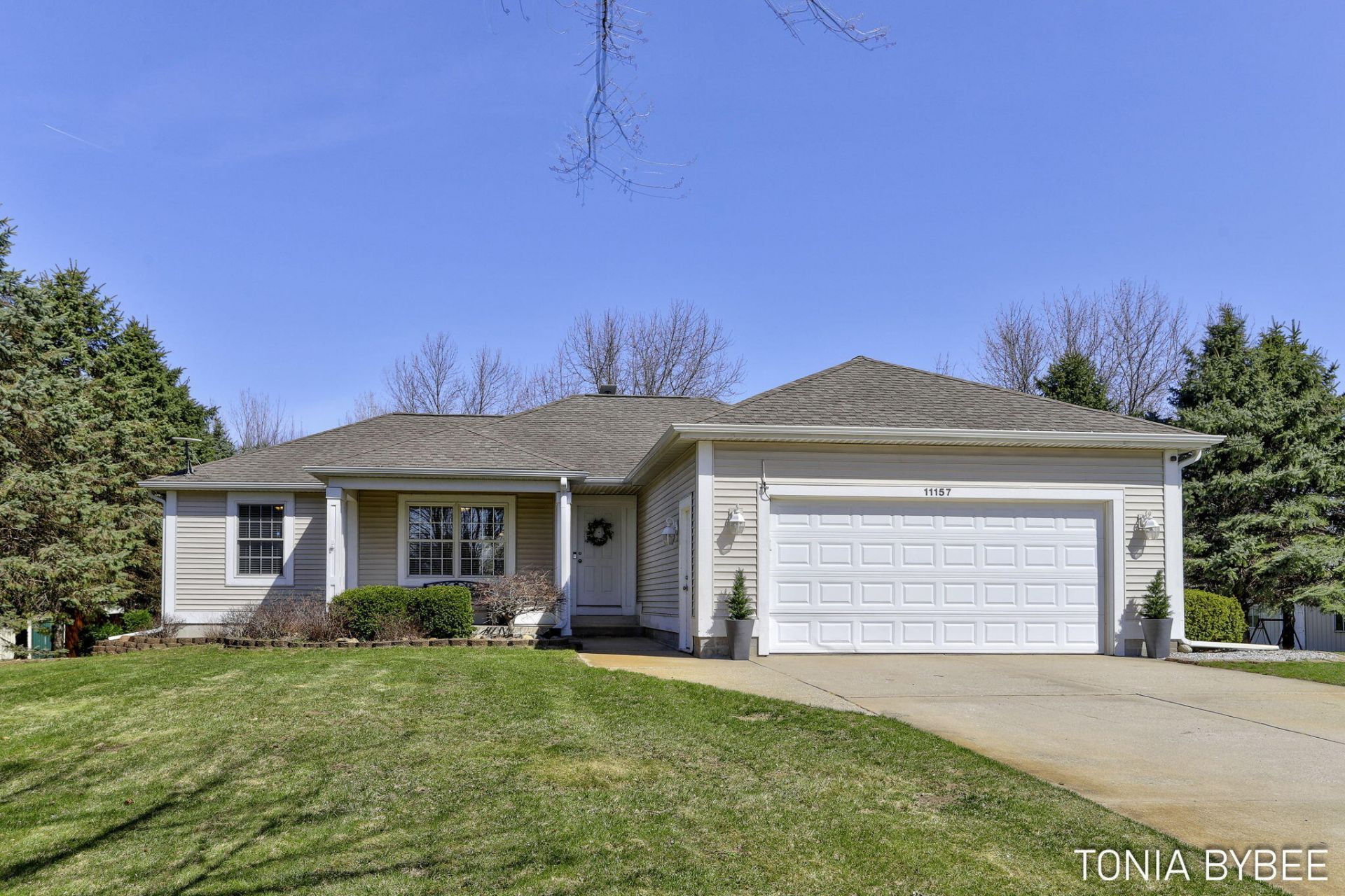 11157 Stanton Street, West Olive, MI 49460 Main Photo