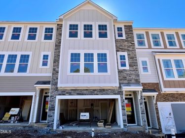 10051 Secluded Garden Drive, Unit Lot 153, Apex, NC 27523