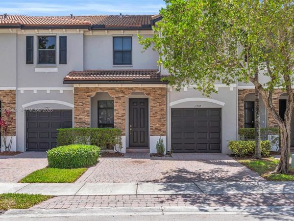11738 SW 238th St , Homestead, FL 33032