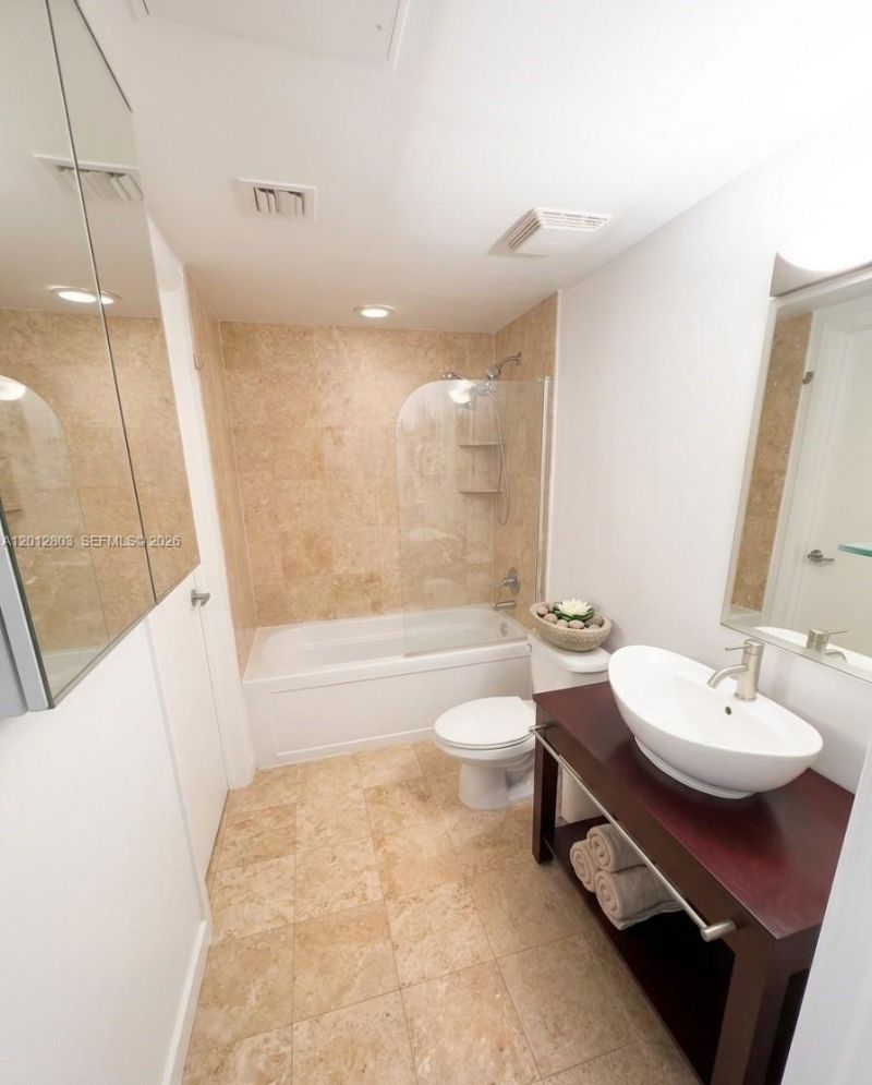 350 S Miami Ave, Unit 3509, Miami, FL 33130 Photo