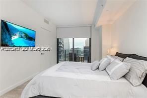 45 SW 9th St , Unit 1701, Miami, FL 33130 Photo