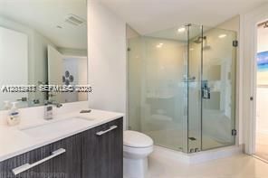 45 SW 9th St , Unit 1701, Miami, FL 33130 Photo